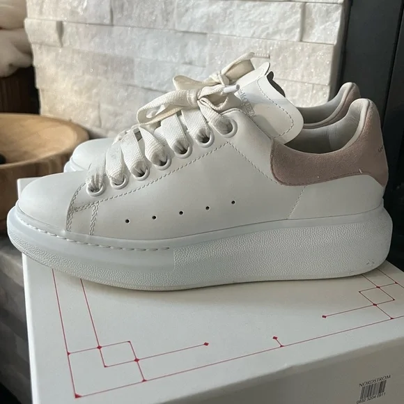 Alexander McQueen sneakers size 37 - Picture 6 of 10